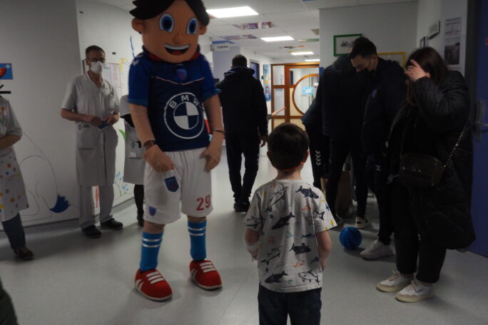 Venue des joueurs de l’US Concarneau en pédiatrie