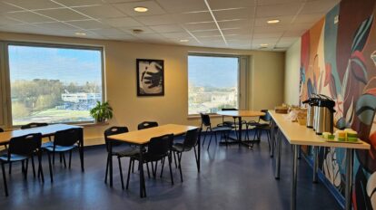 Maternité : Mise en place du petit-déjeuner en self service