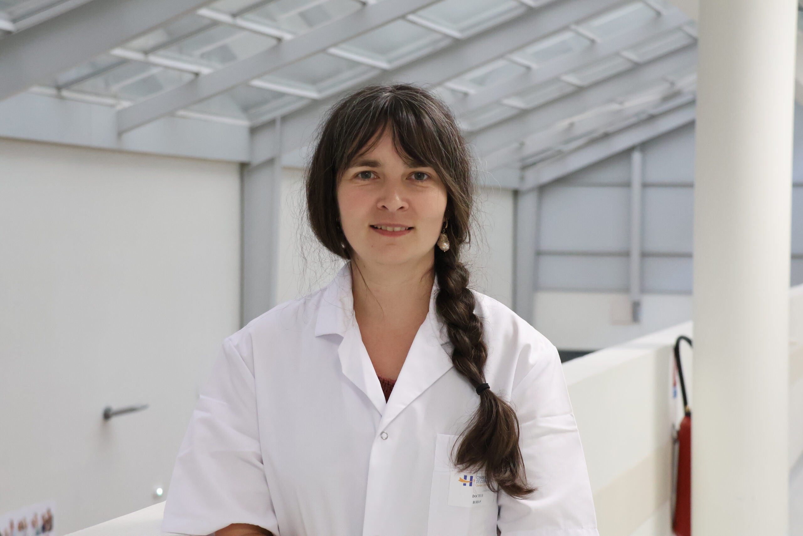 Dr Estelle BURBAN